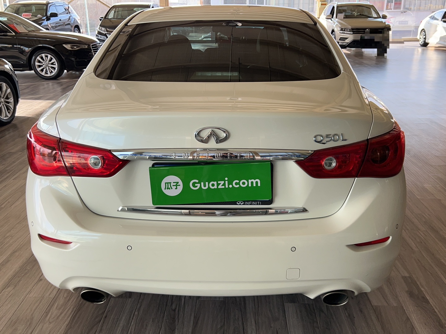 英菲尼迪Q50L 2016款 2.0T 舒适版