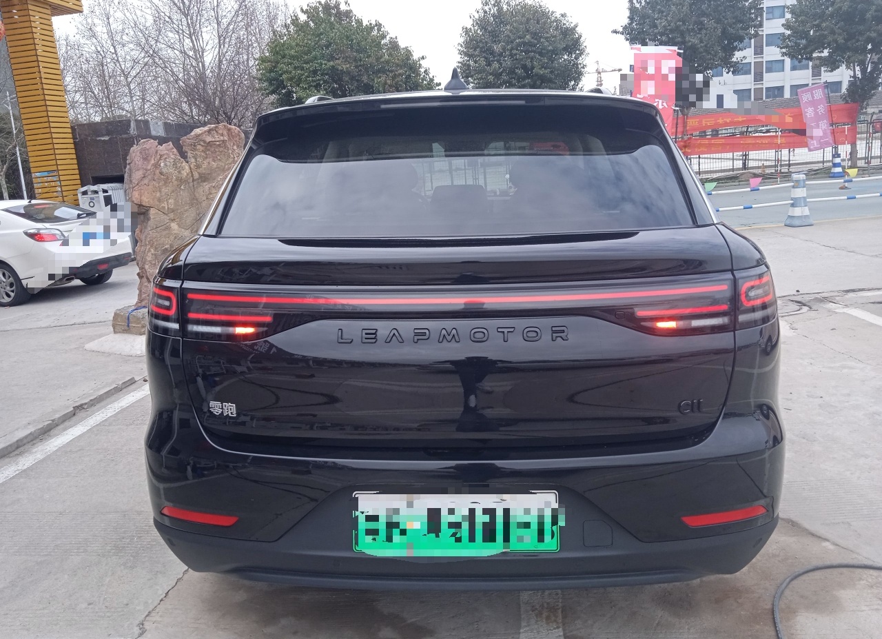 零跑汽车 零跑C11 2021款 豪华版 三元锂