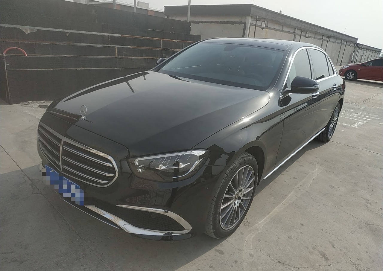 奔驰E级 2021款 E 260 L