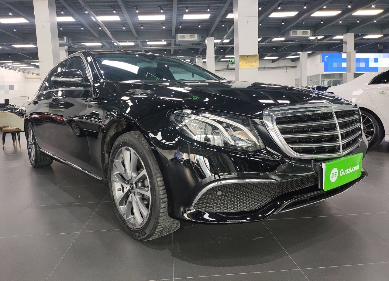 奔驰E级 2020款 E 260 L