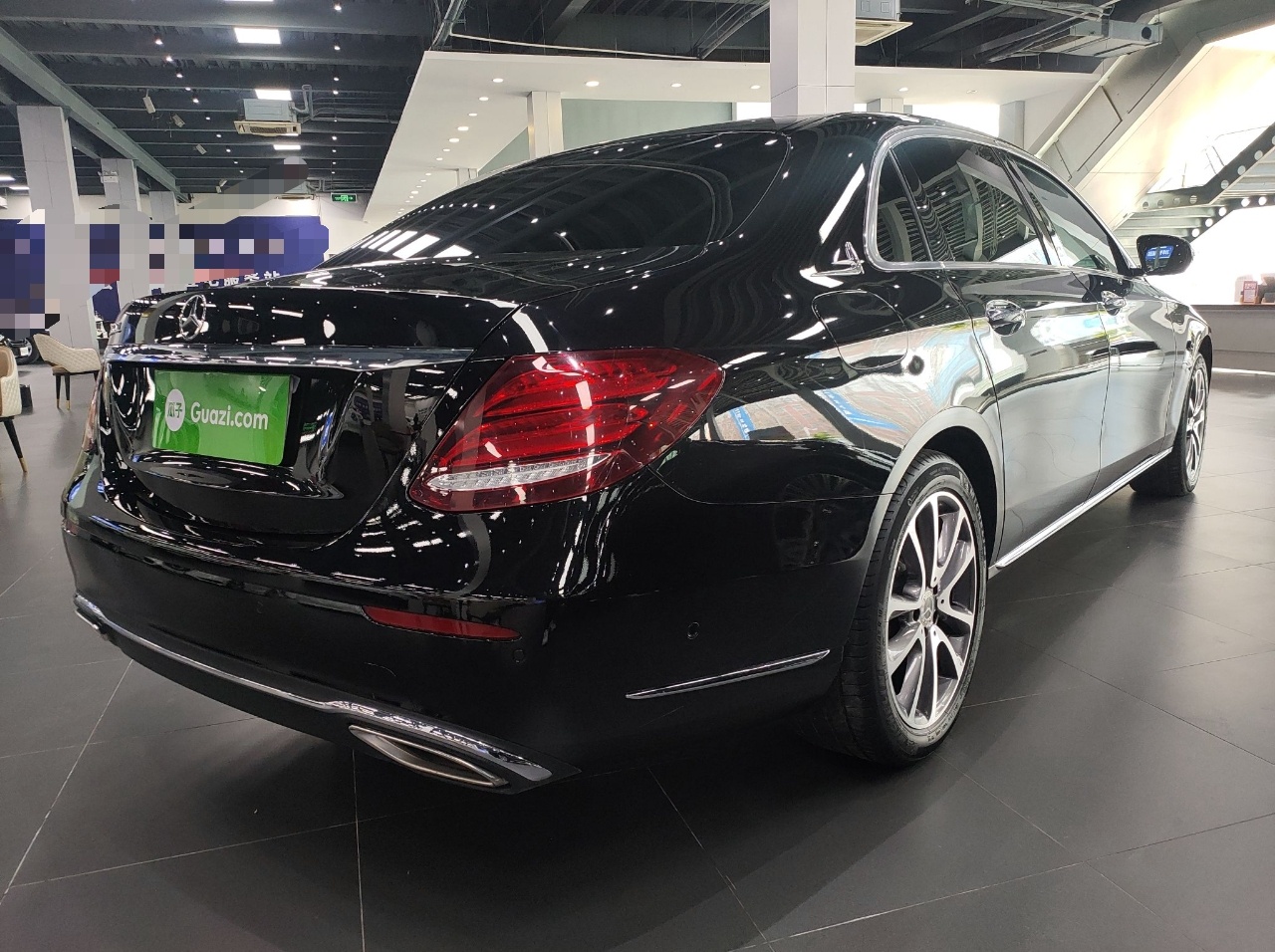 奔驰E级 2020款 E 260 L