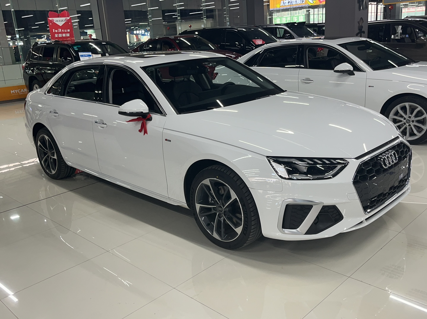 奥迪A4L 2022款 40 TFSI 时尚动感型