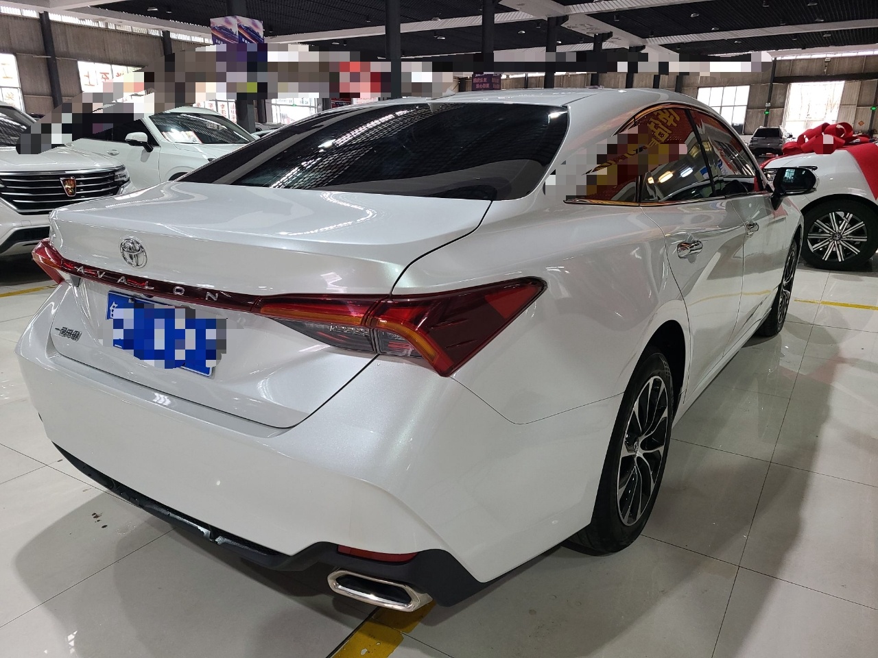 丰田 亚洲龙 2022款 2.0L 豪华版