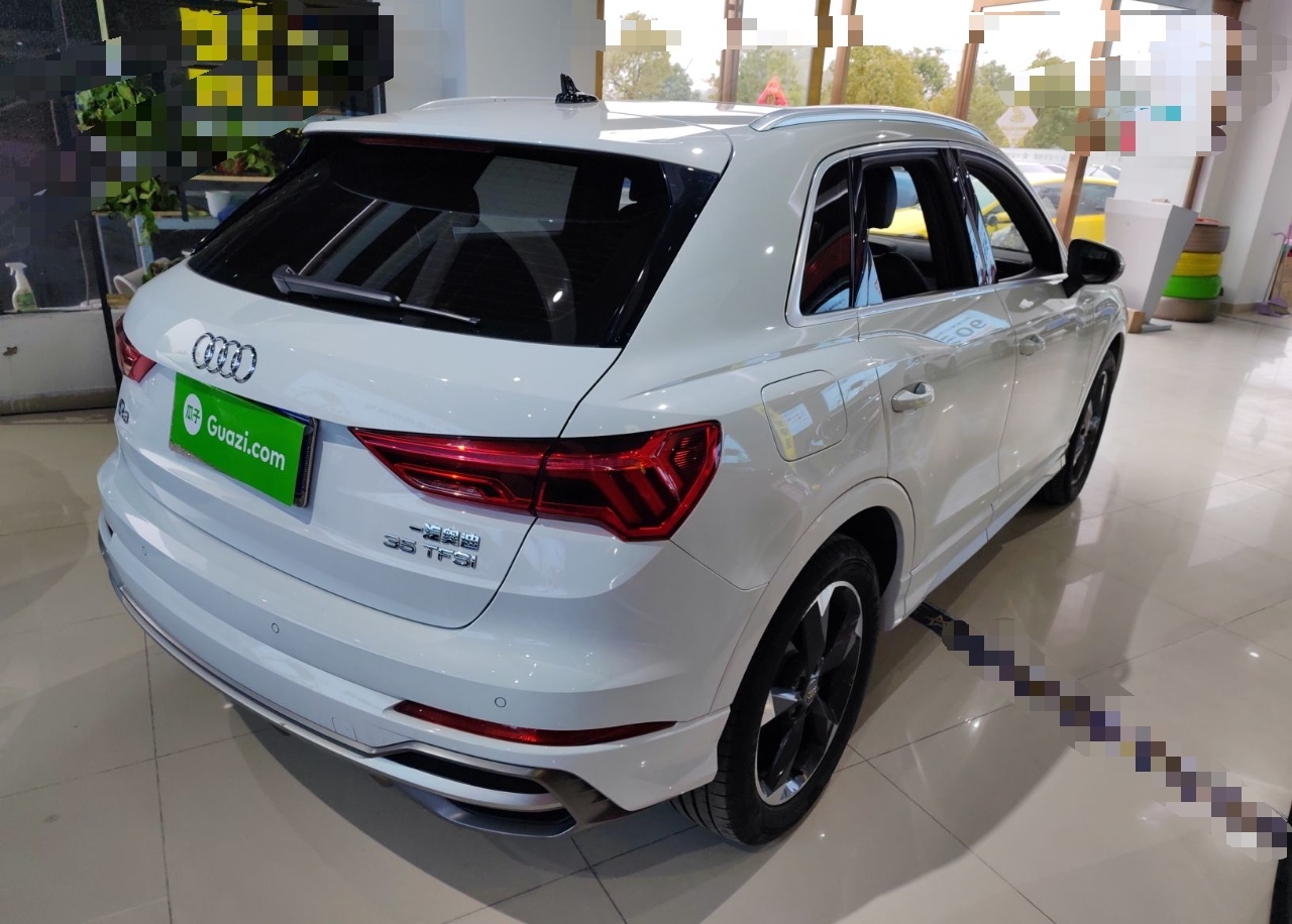 奥迪Q3 2020款 35 TFSI 时尚动感型