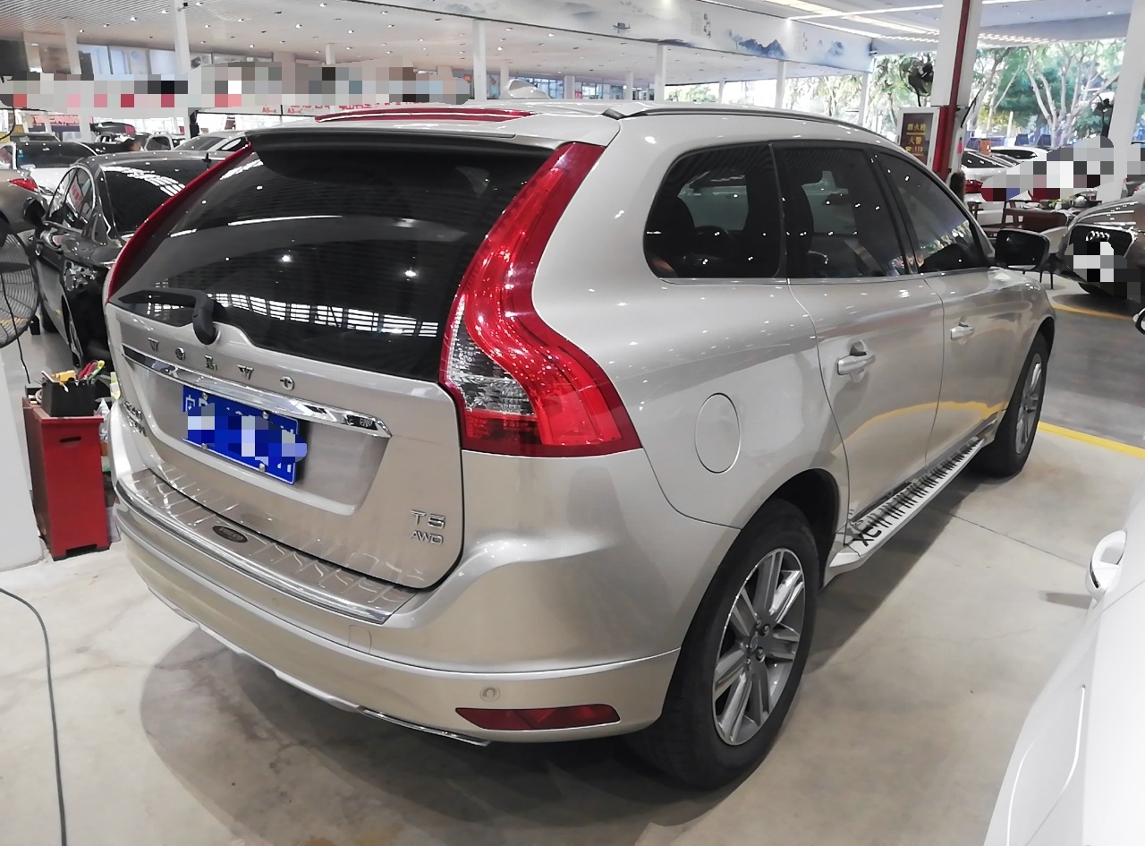 沃尔沃XC60 2017款 T5 AWD 智远版