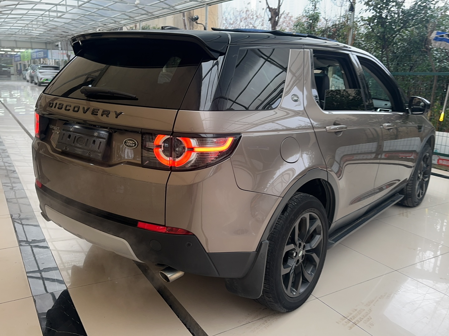 路虎 发现神行 2015款 2.0T SE(进口)