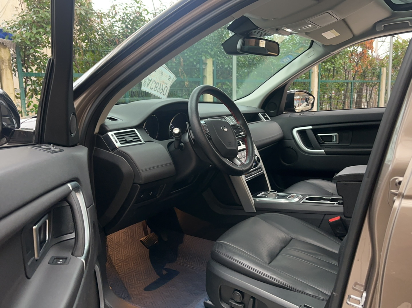 路虎 发现神行 2015款 2.0T SE(进口)