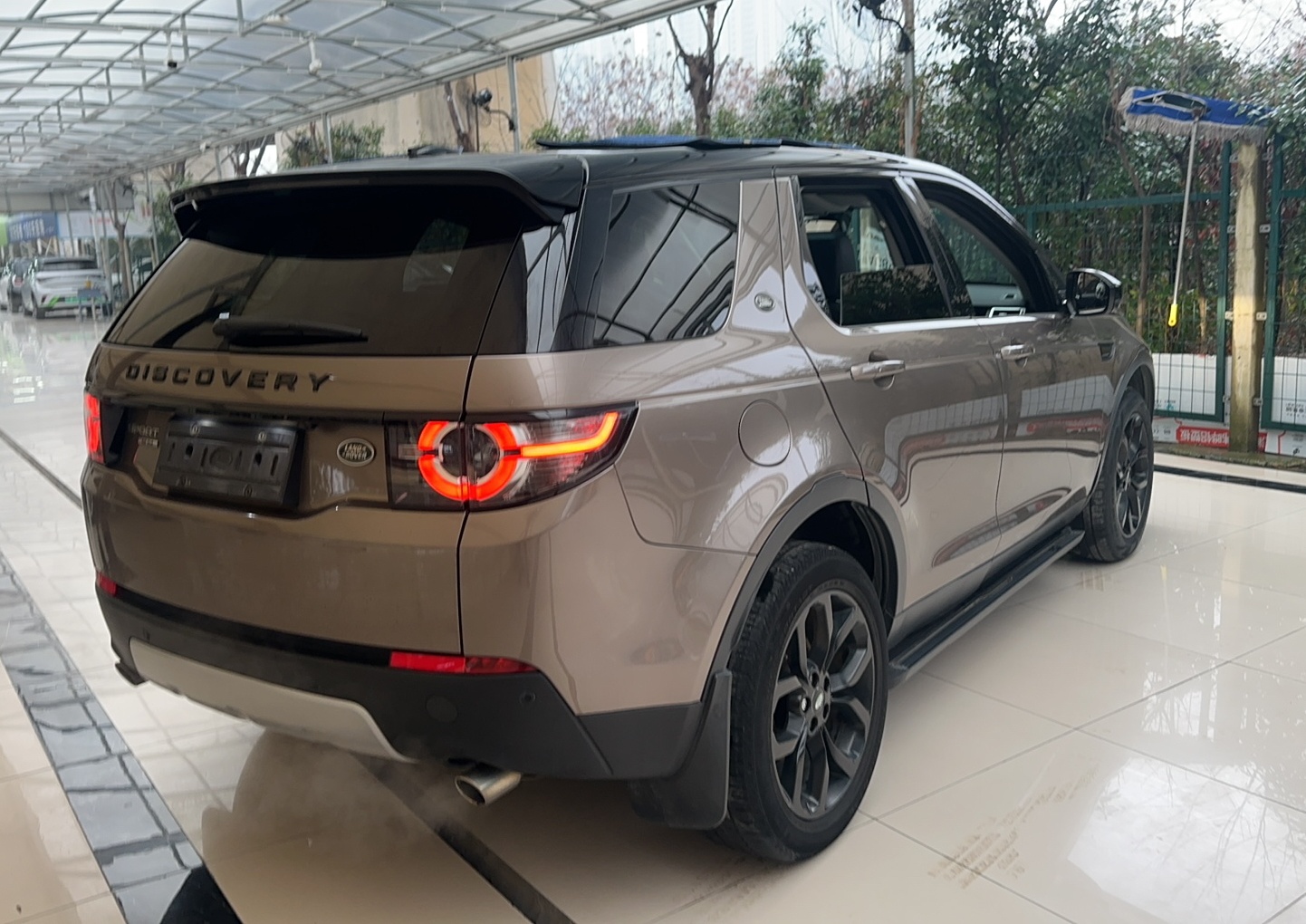 路虎 发现神行 2015款 2.0T SE(进口)