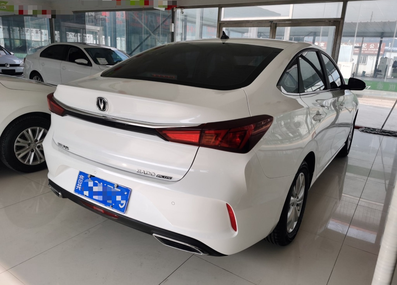 长安 逸动 2021款 PLUS 1.6L GDI 手动精英型