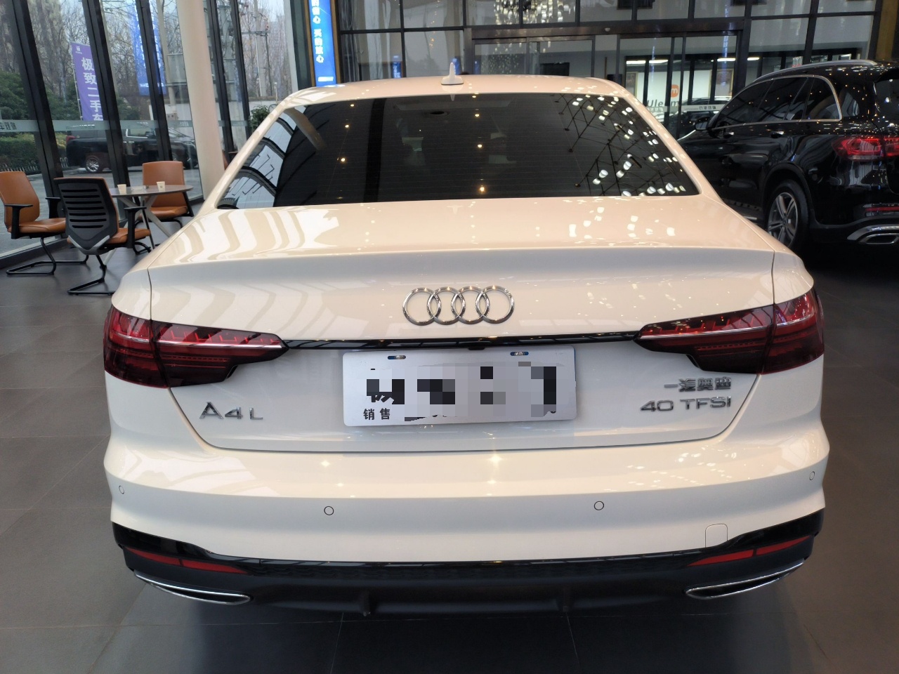 奥迪A4L 2022款 40 TFSI 豪华动感型