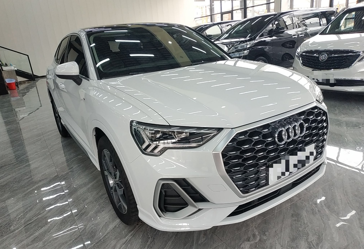 奥迪Q3 2020款 Sportback 40 TFSI 时尚型