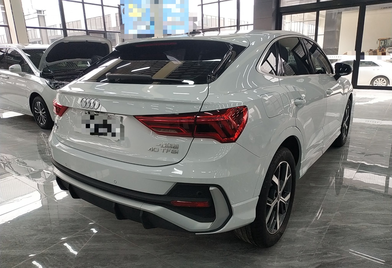 奥迪Q3 2020款 Sportback 40 TFSI 时尚型