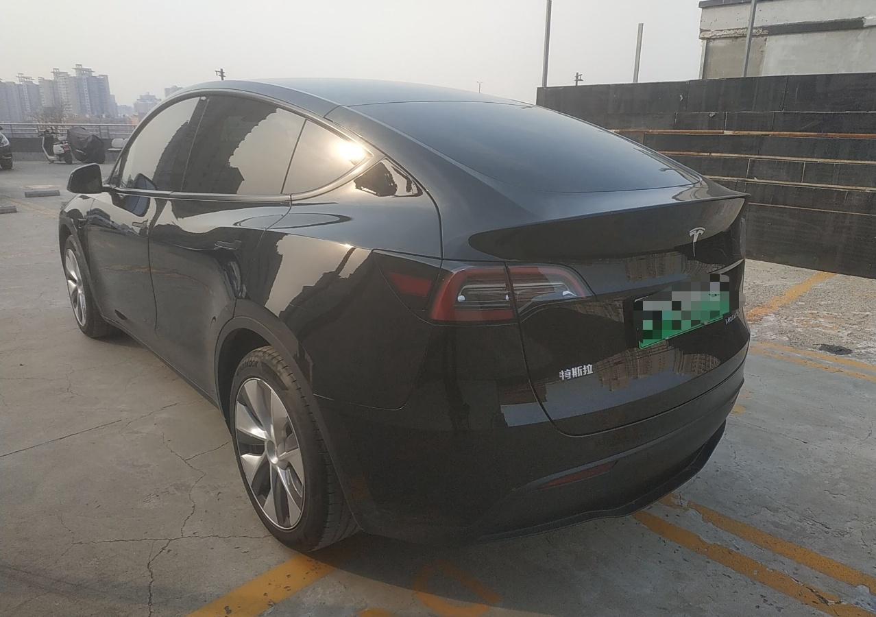 特斯拉 Model Y 2022款 后轮驱动版