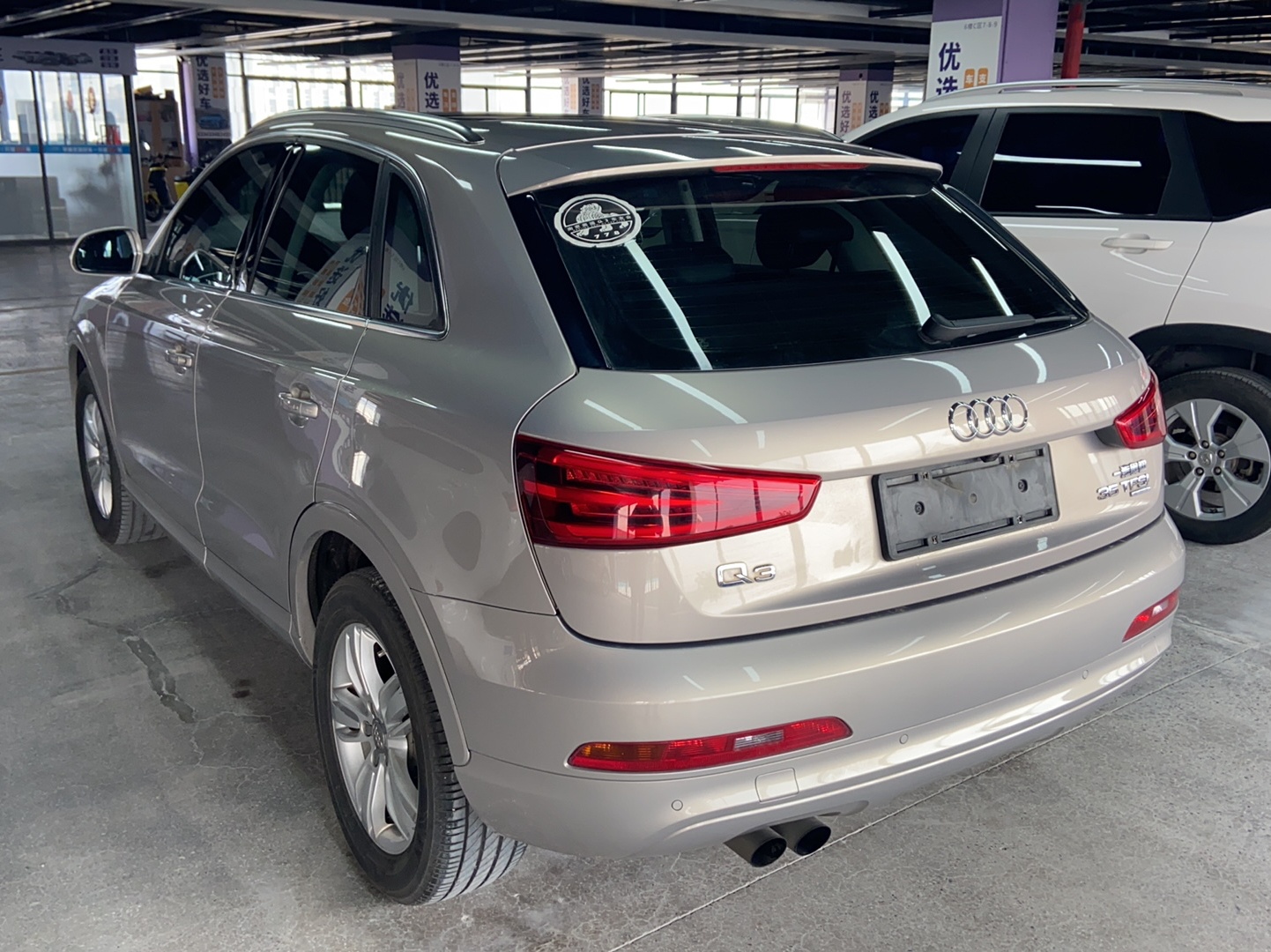 奥迪Q3 2015款 35 TFSI 舒适型