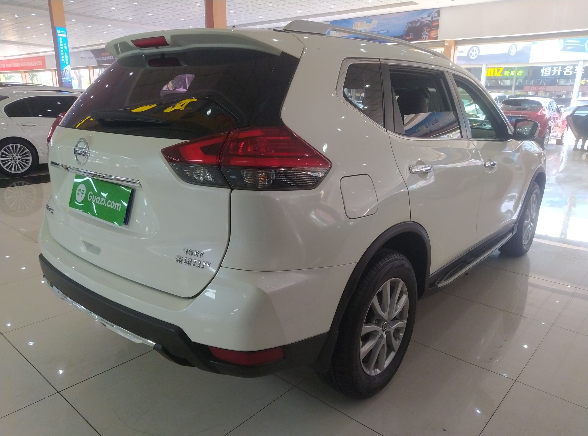 日产 奇骏 2021款 2.0L CVT 2WD XL ITS舒适纪念版