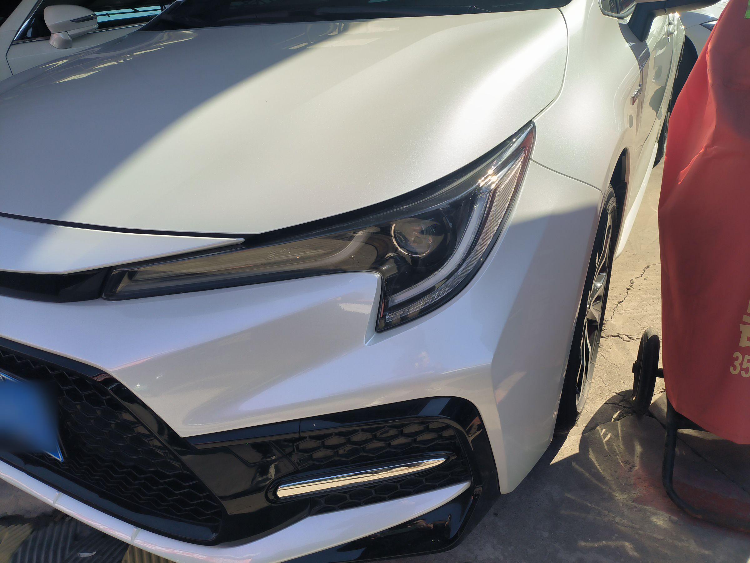 丰田 雷凌 2021款 双擎 1.8H E-CVT运动版