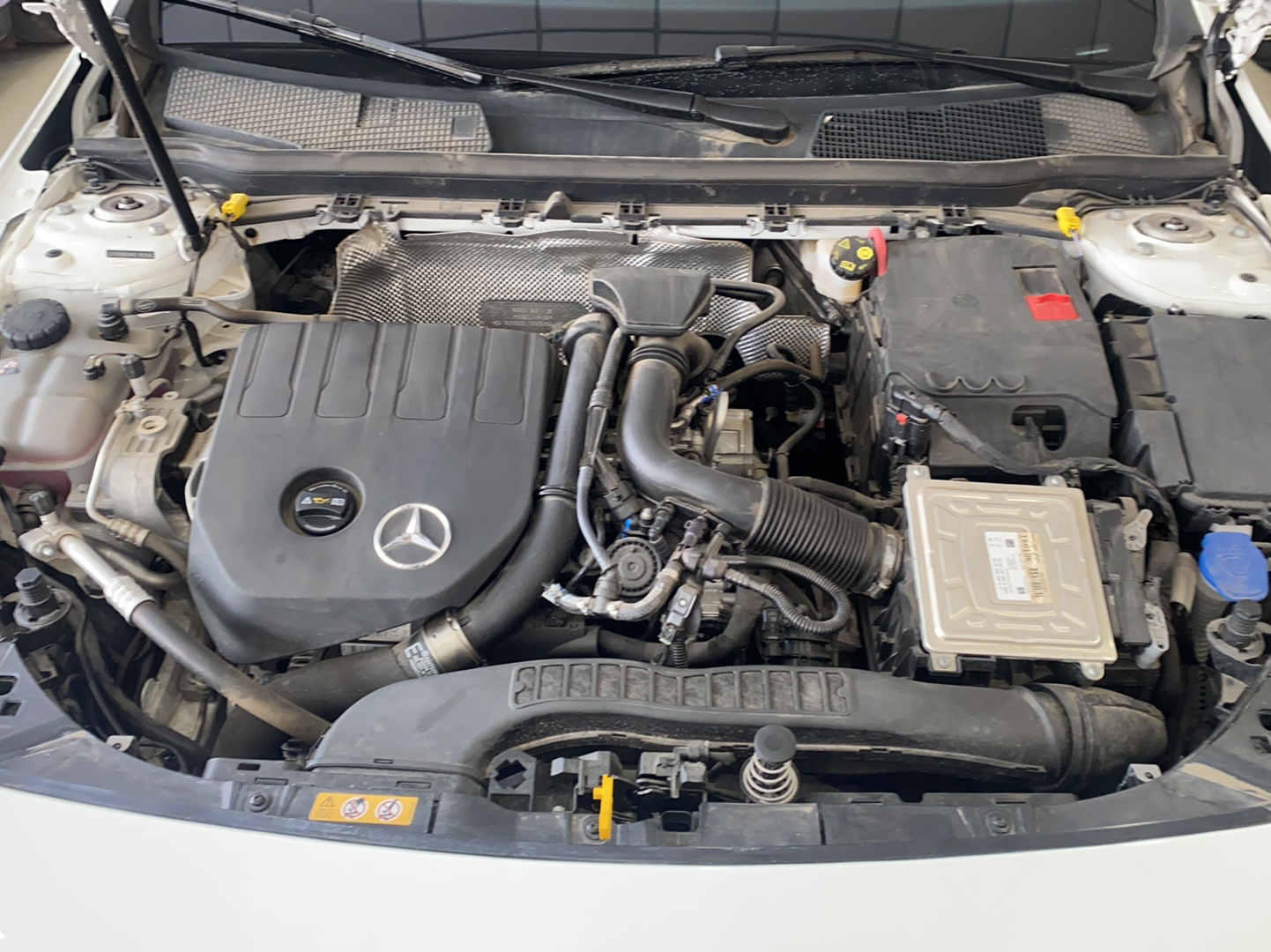 奔驰A级 2021款 改款 A 180 L 运动轿车