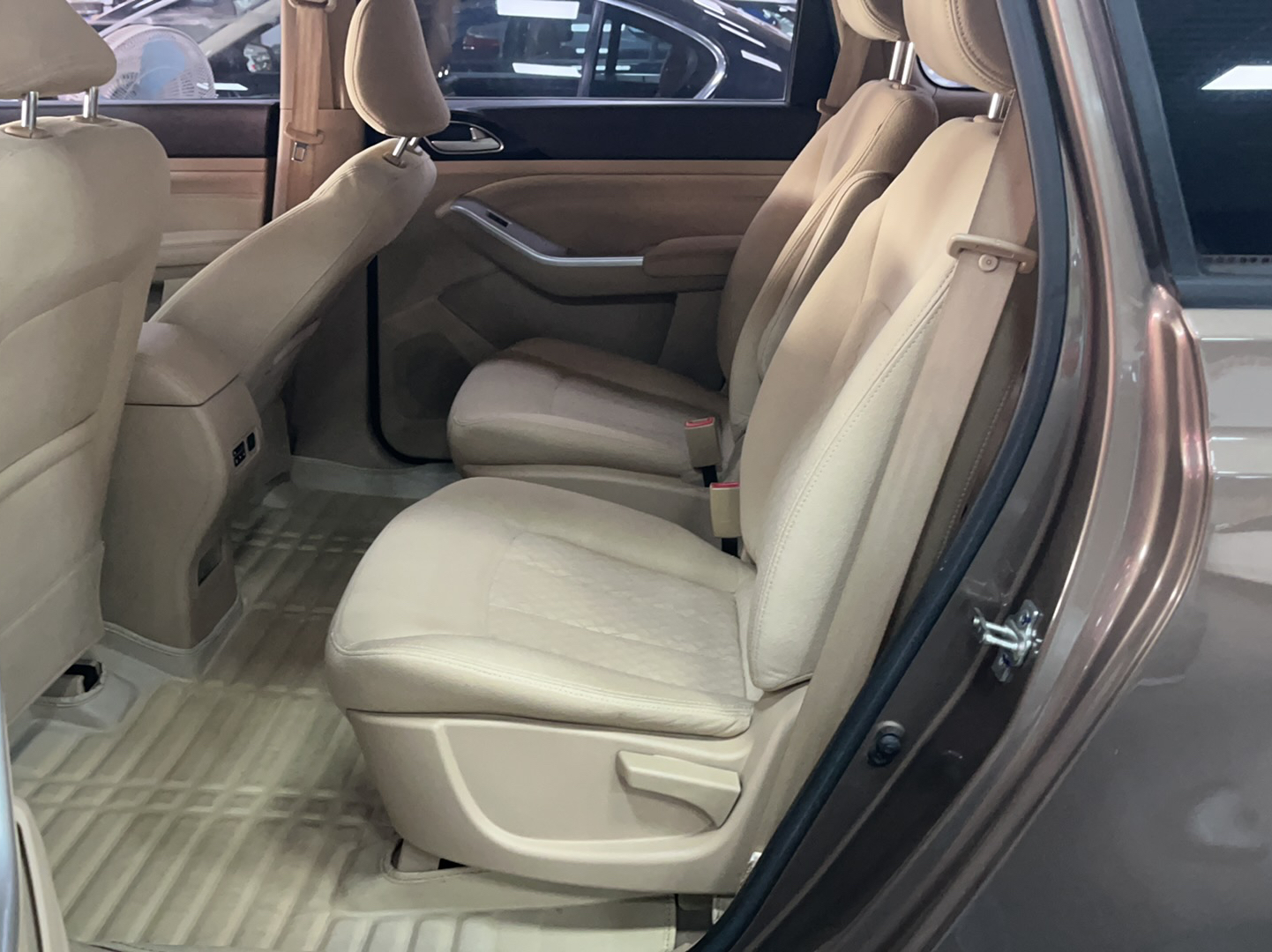 宝骏730 2014款 1.5L 手动标准型 7座