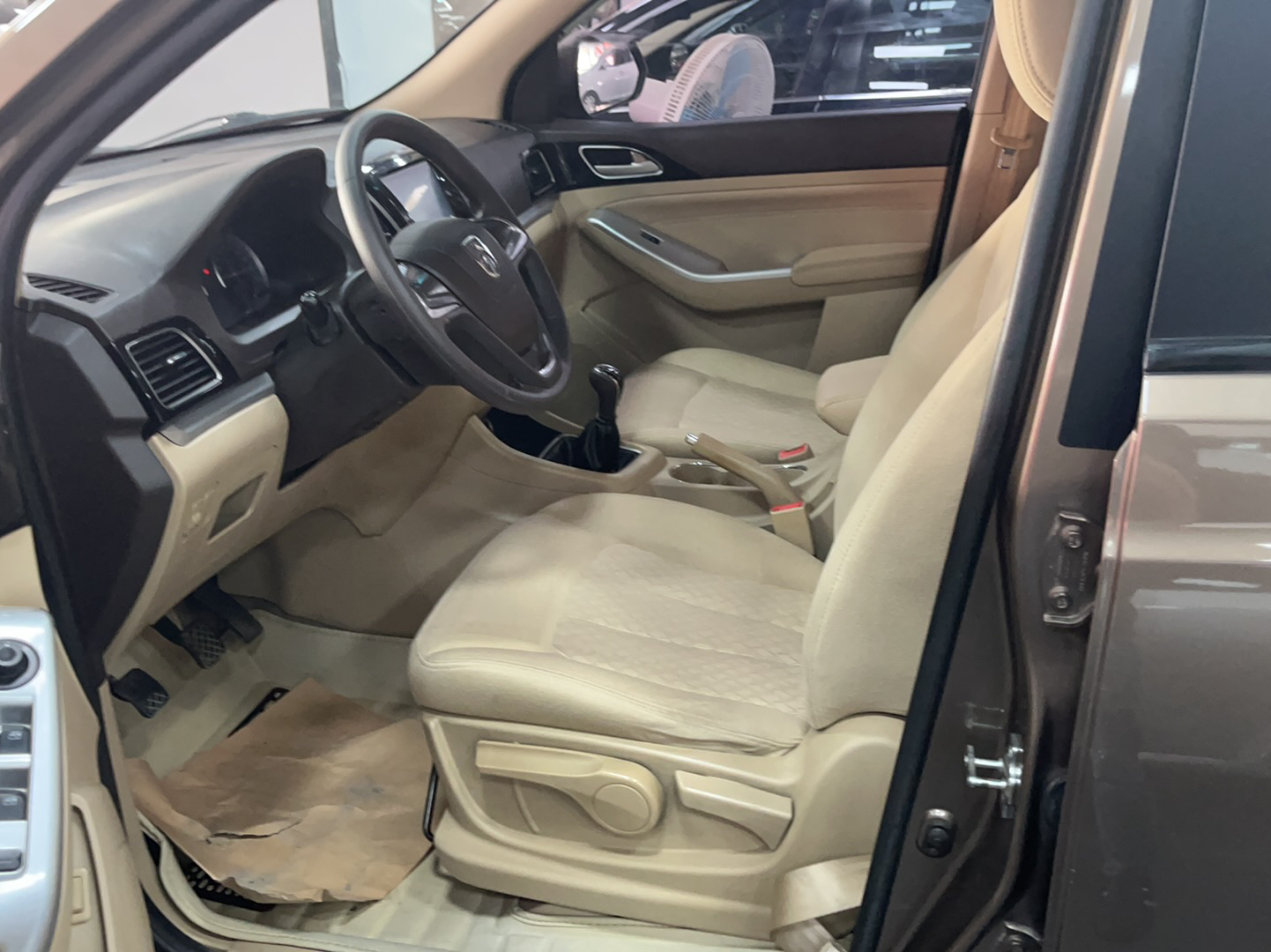 宝骏730 2014款 1.5L 手动标准型 7座