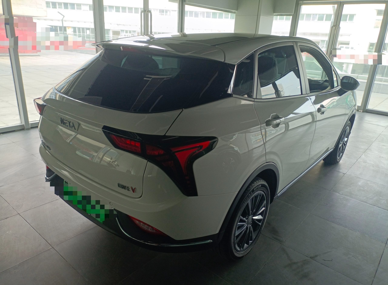 哪吒汽车 哪吒V 2022款 潮 400 Lite