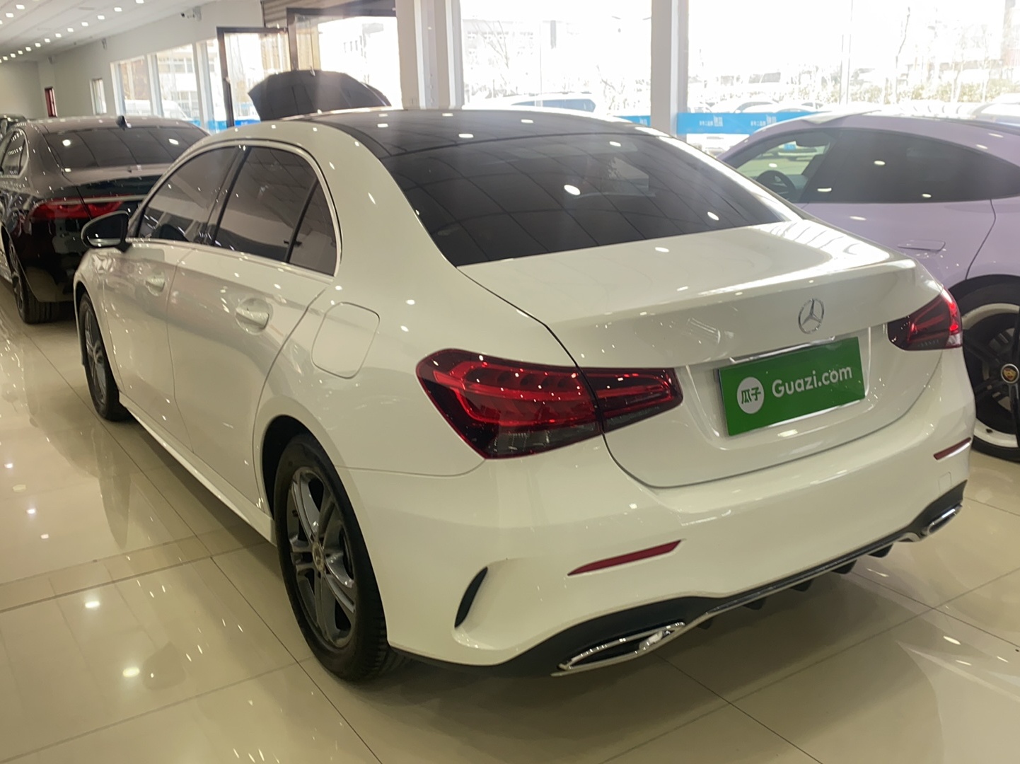 奔驰A级 2021款 改款 A 180 L 运动轿车