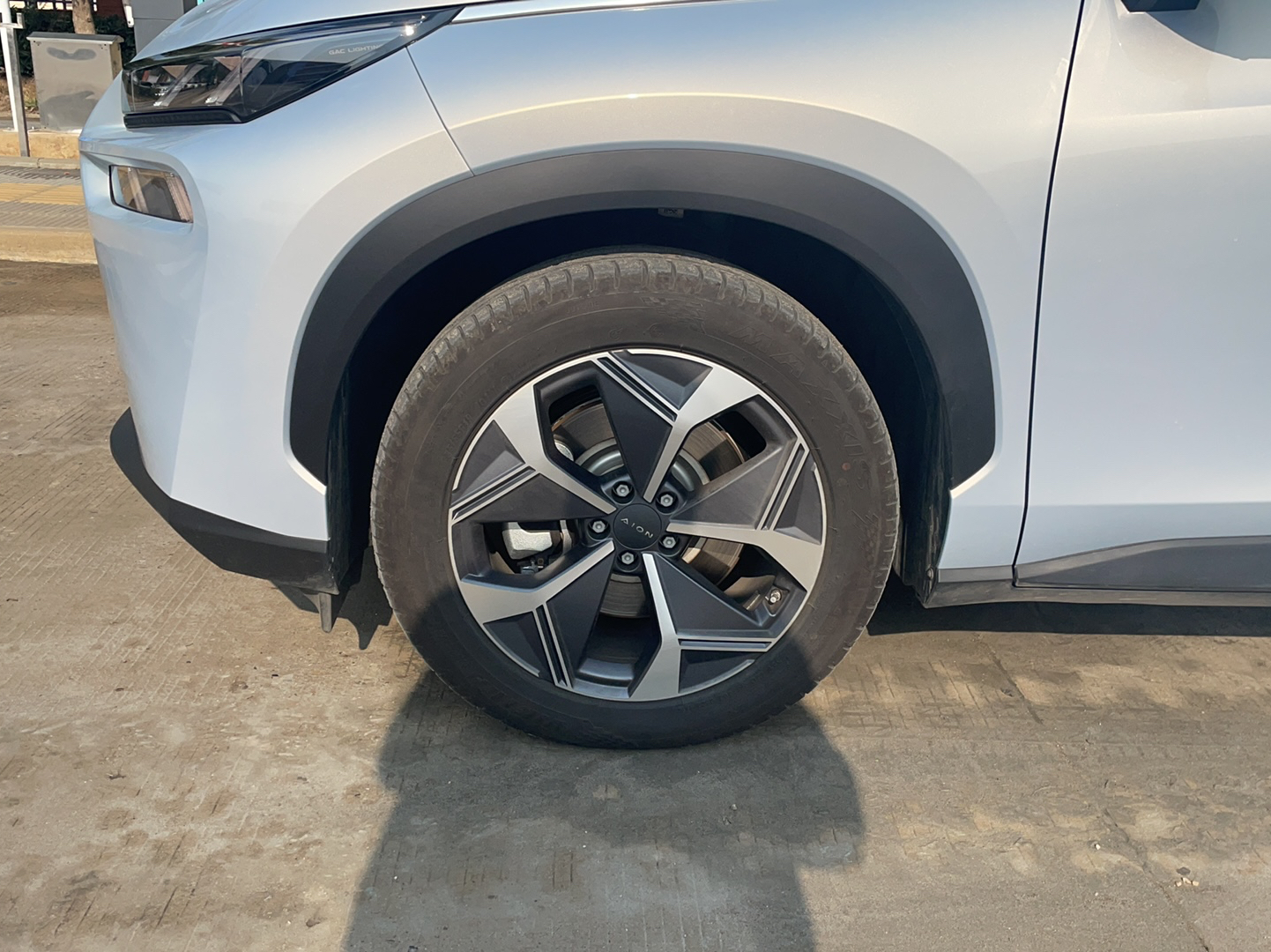 广汽埃安 Aion V(埃安V) 2021款 PLUS 70 智享科技版