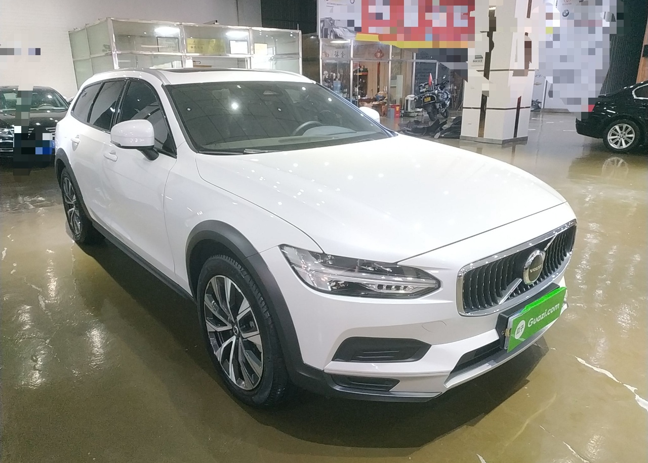 沃尔沃V90 2022款 Cross Country B5 AWD 智远版(进口)