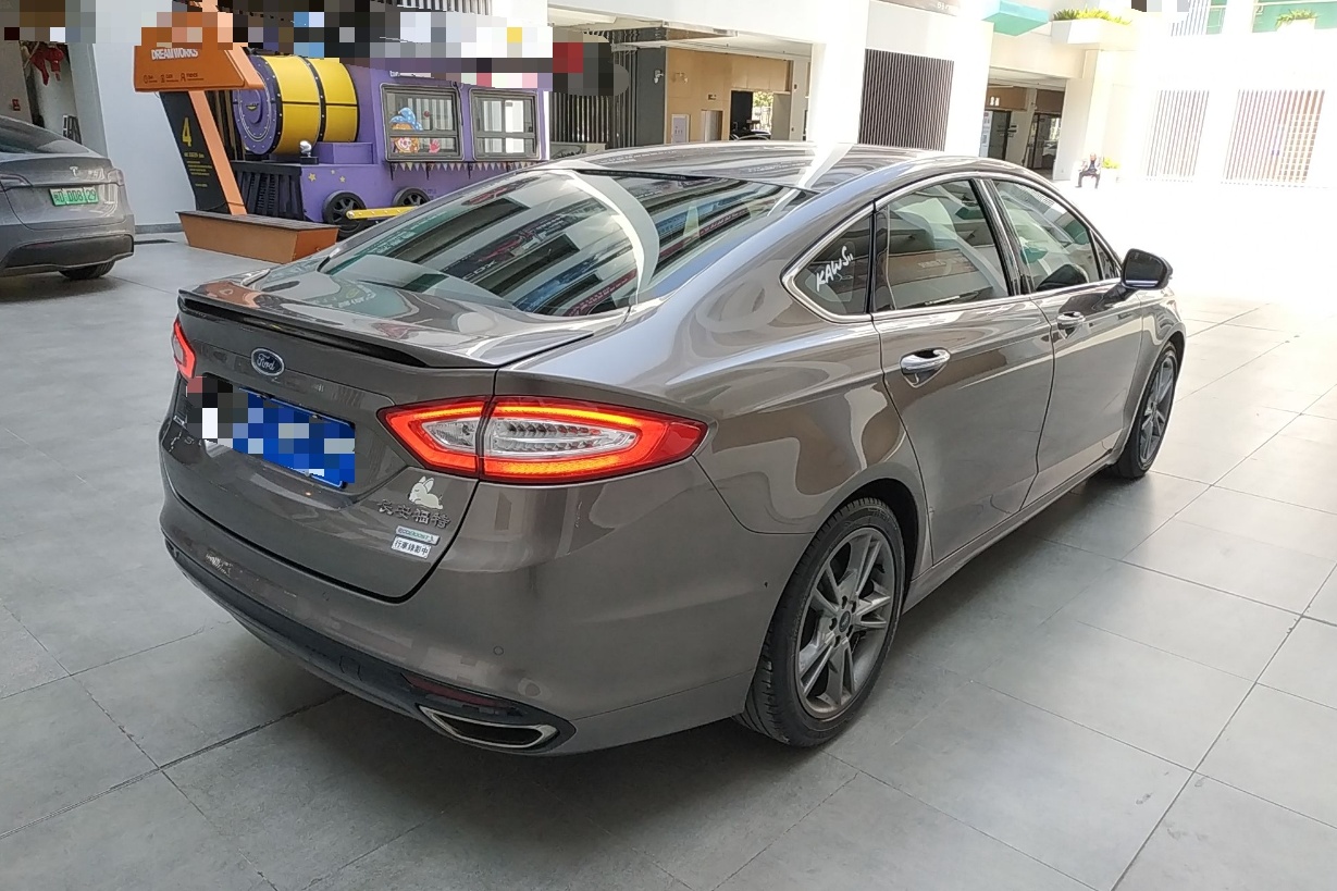 福特 蒙迪欧 2013款 2.0L GTDi240豪华运动型