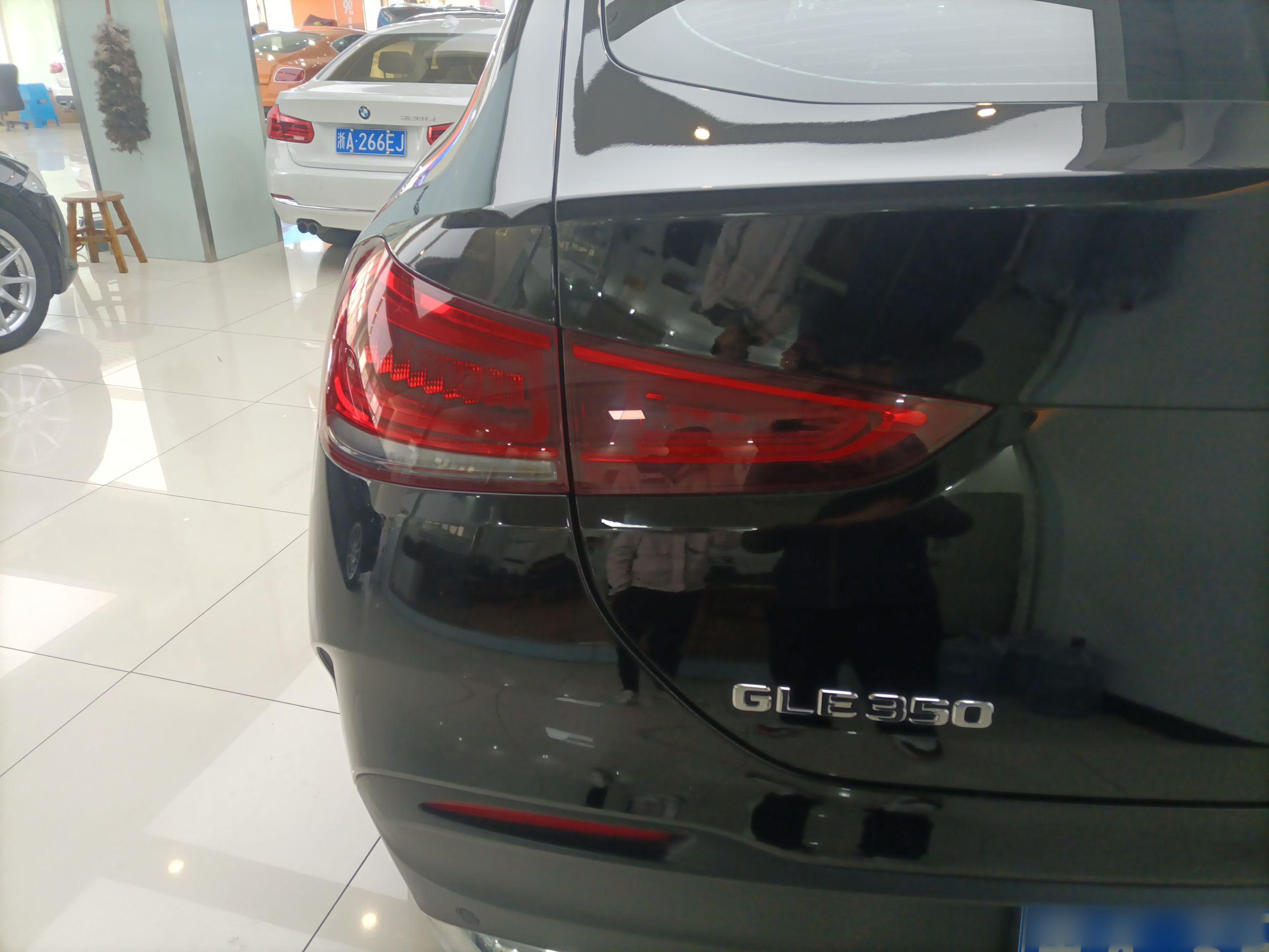 奔驰GLE级 2020款 GLE 350 4MATIC 轿跑SUV 时尚型(进口)