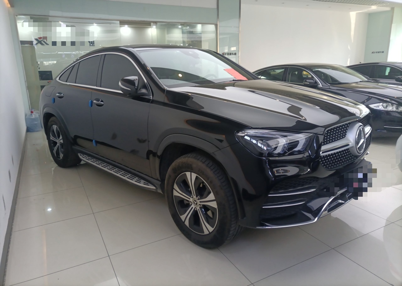 奔驰GLE级 2020款 GLE 350 4MATIC 轿跑SUV 时尚型(进口)