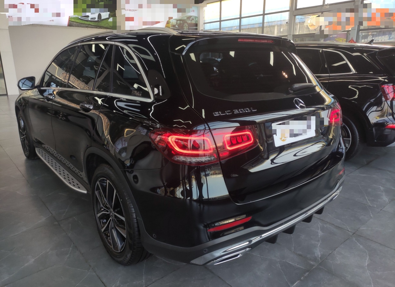 奔驰GLC级 2022款 改款 GLC 300 L 4MATIC 动感型