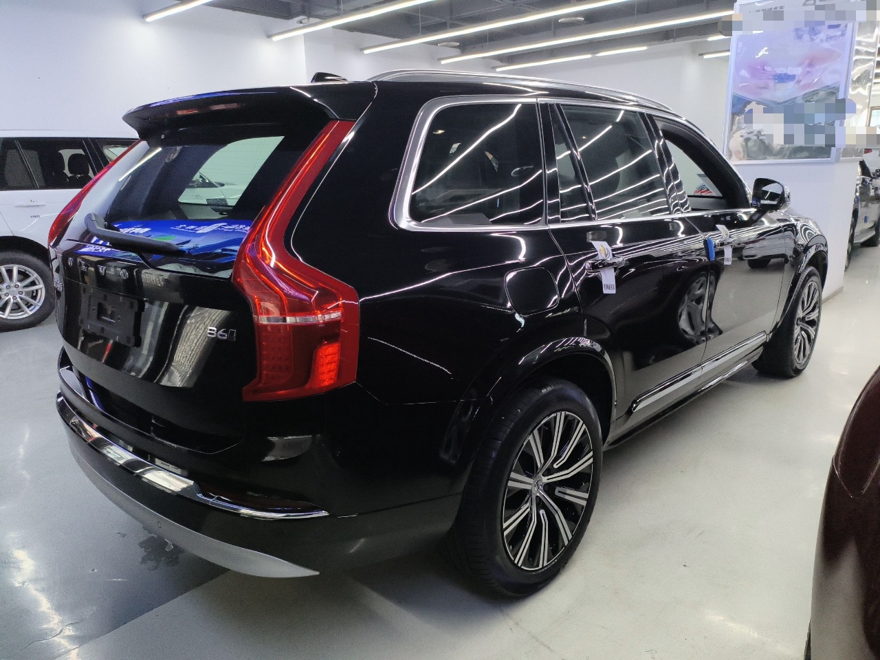 沃尔沃XC90 2022款 B6 智逸豪华版 7座(进口)