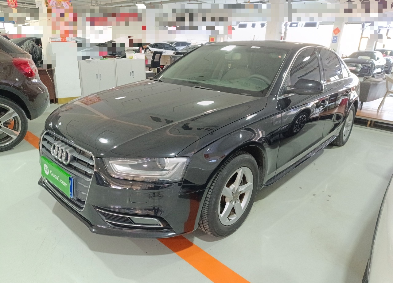 奥迪A4L 2013款 35 TFSI 自动舒适型