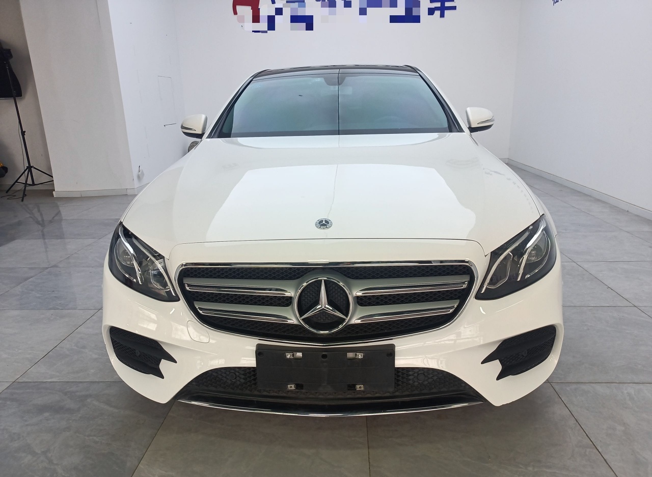 奔驰E级 2020款 E 260 L 运动型