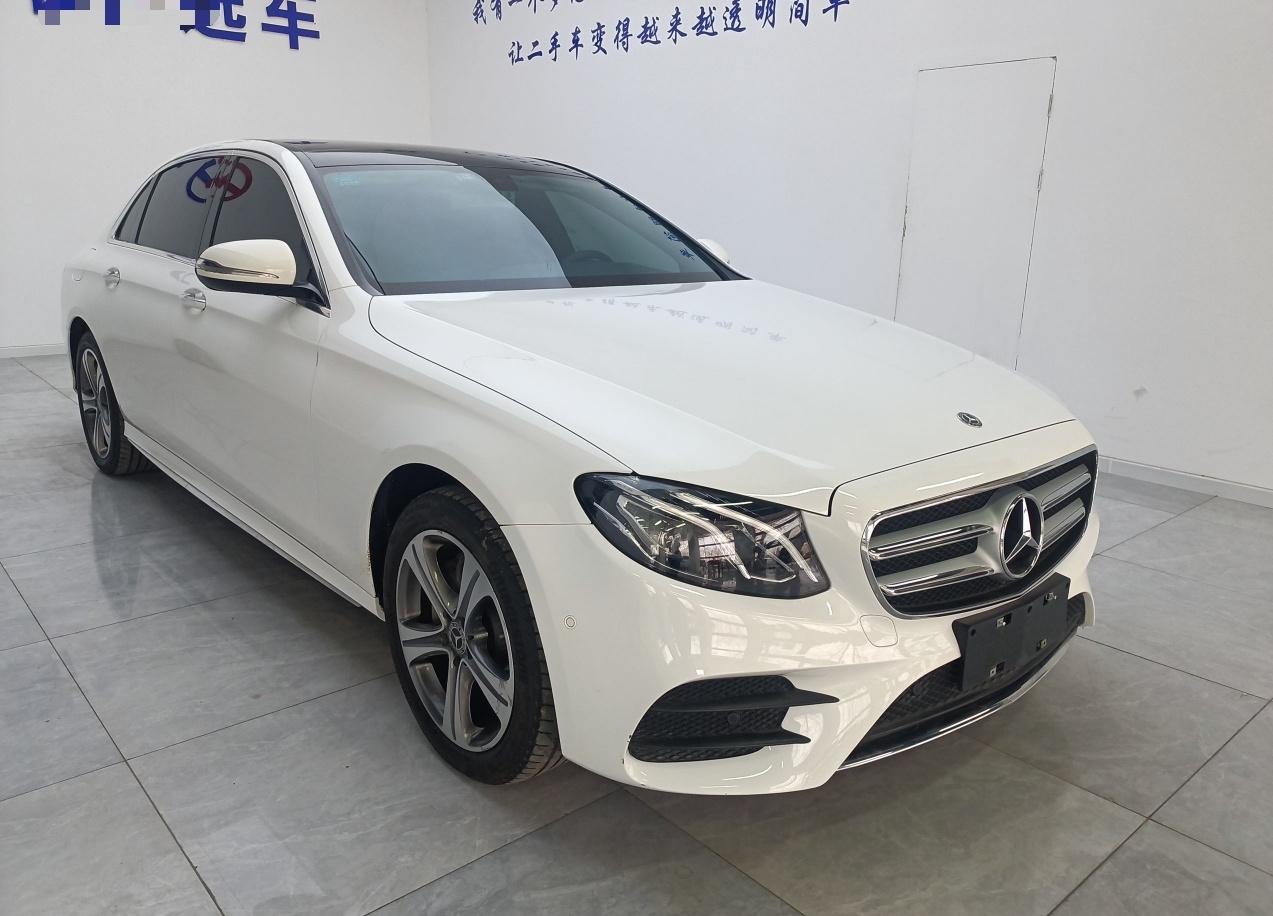 奔驰E级 2020款 E 260 L 运动型