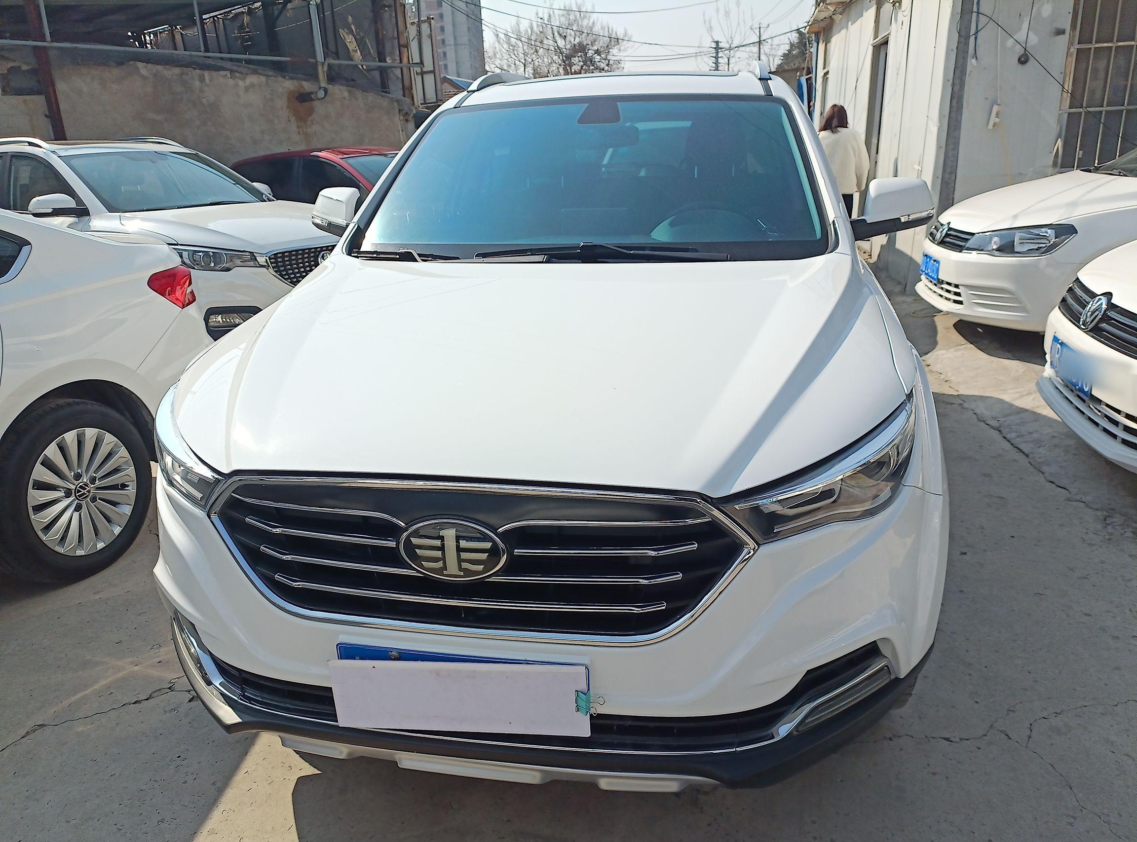 奔腾X40 2019款 1.6L 自动豪华型 国VI