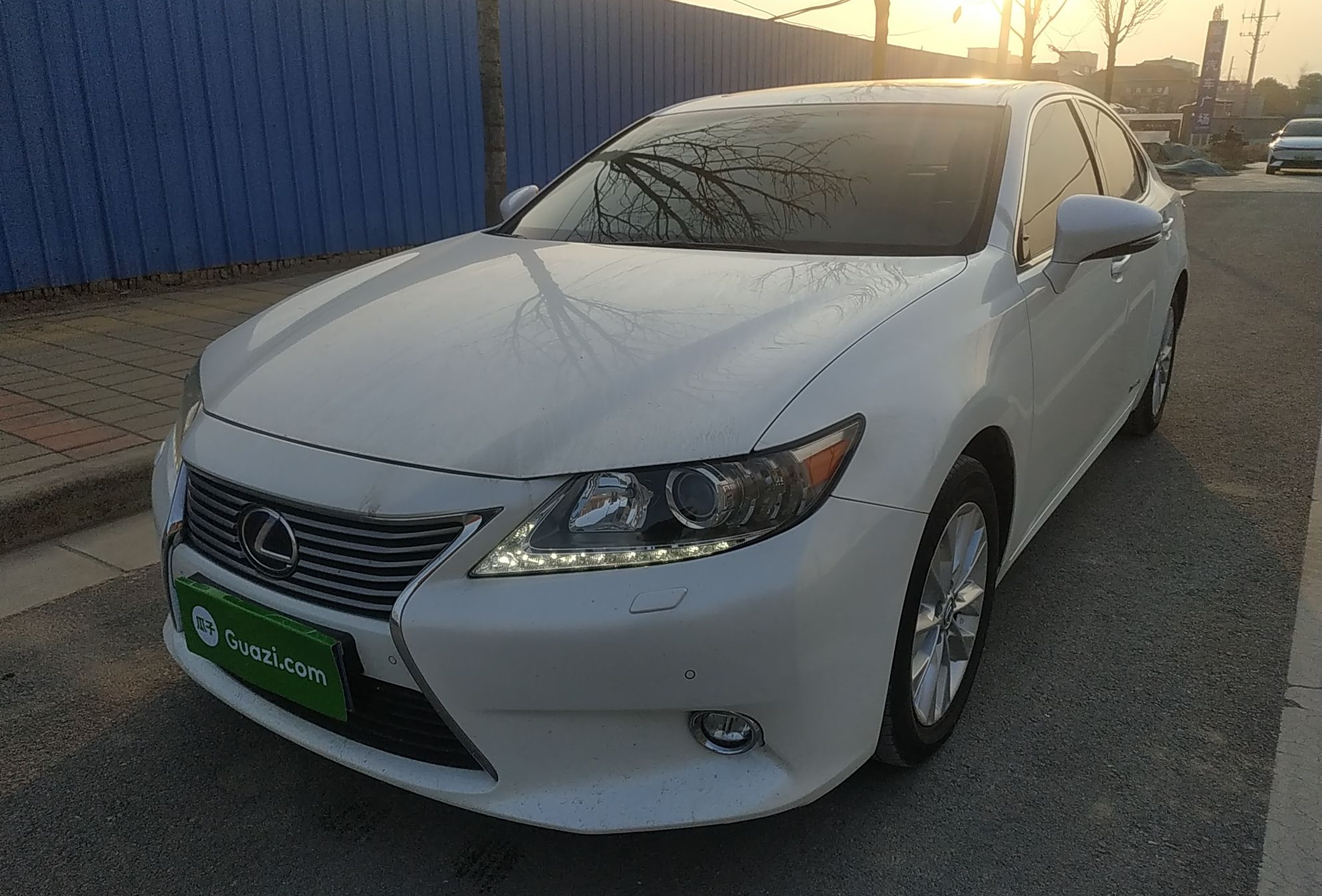 雷克萨斯ES 2013款 300h 精英版