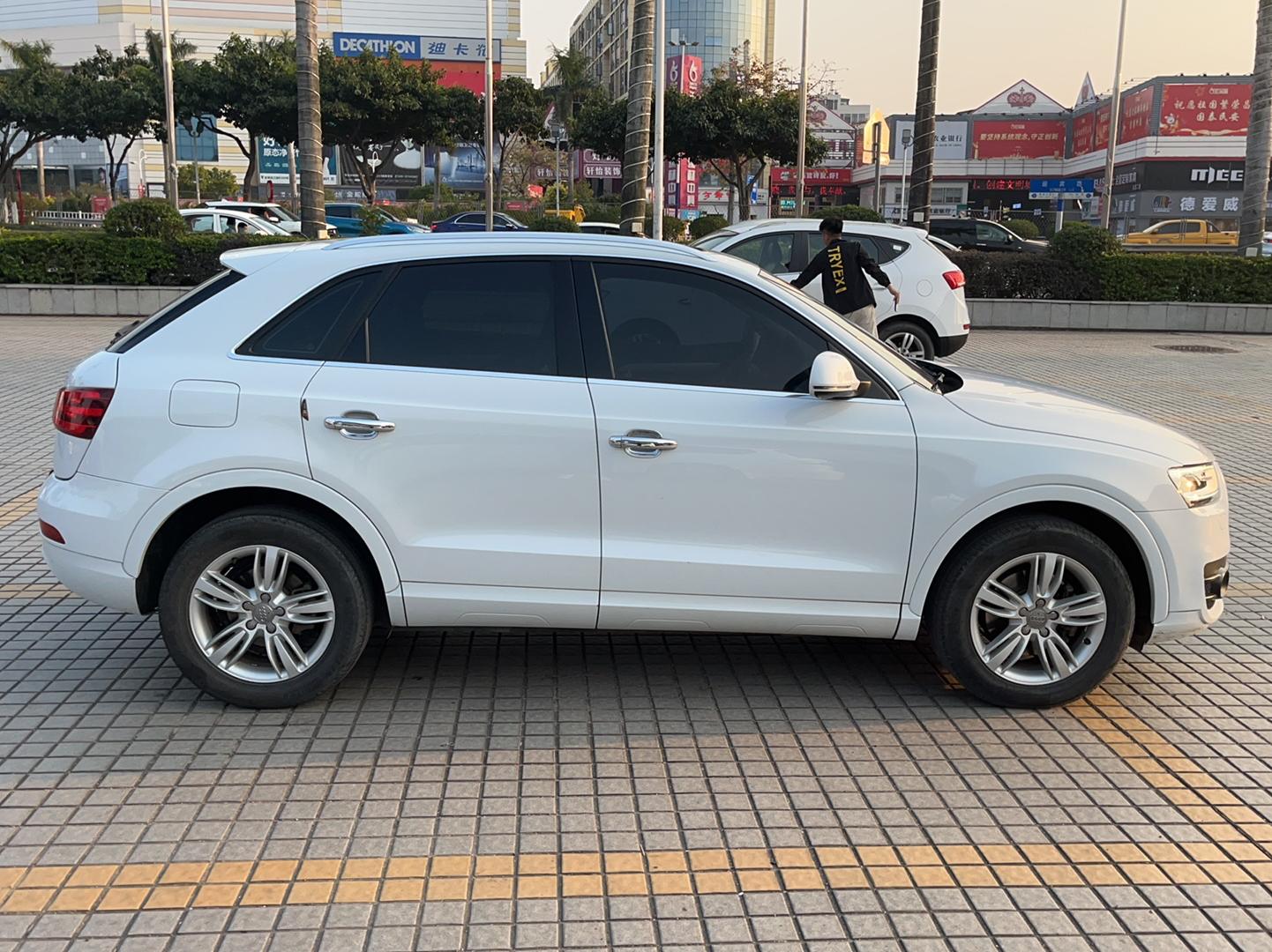 奥迪Q3 2015款 35 TFSI quattro百万纪念进享型