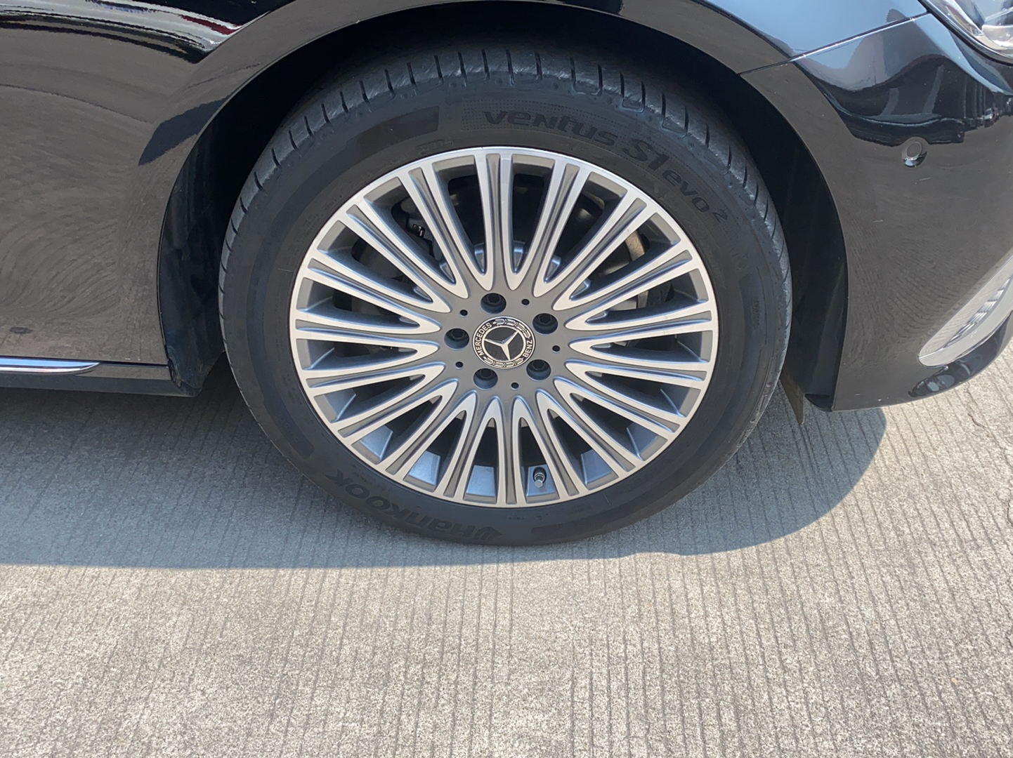 奔驰E级 2022款 改款二 E 300 L 豪华型