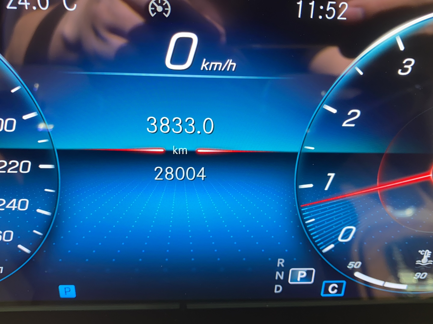 奔驰E级 2022款 改款二 E 300 L 豪华型