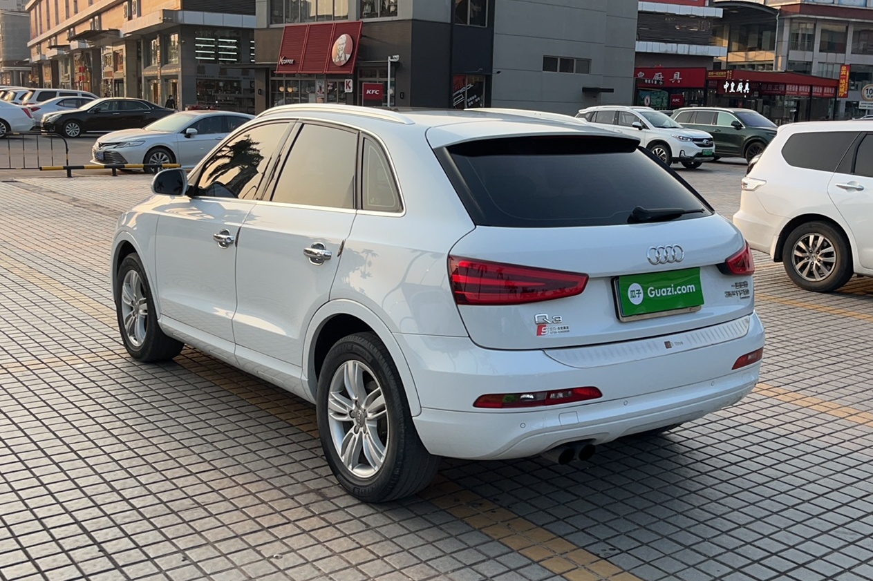 奥迪Q3 2015款 35 TFSI quattro百万纪念进享型