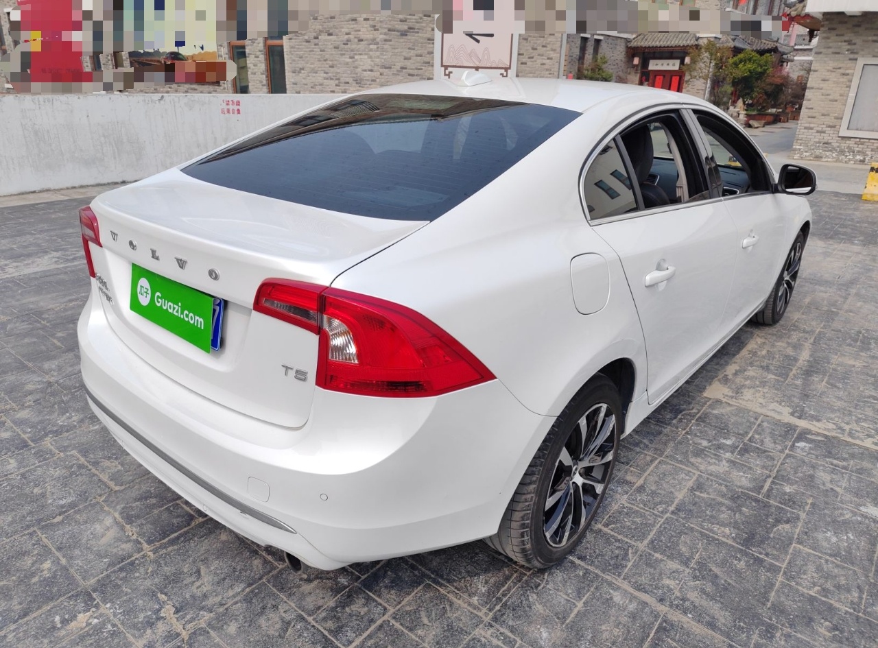 沃尔沃S60L 2019款 S60L 改款 T5 智进进阶版
