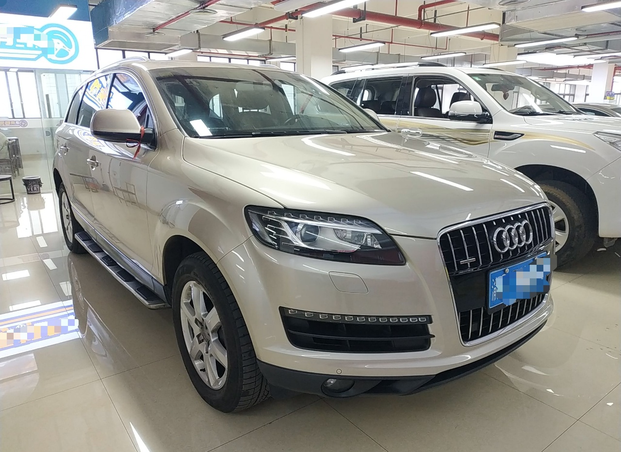 奥迪Q7 2015款 35 TFSI 进取型(进口)