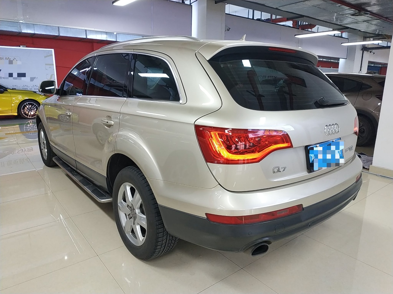 奥迪Q7 2015款 35 TFSI 进取型(进口)