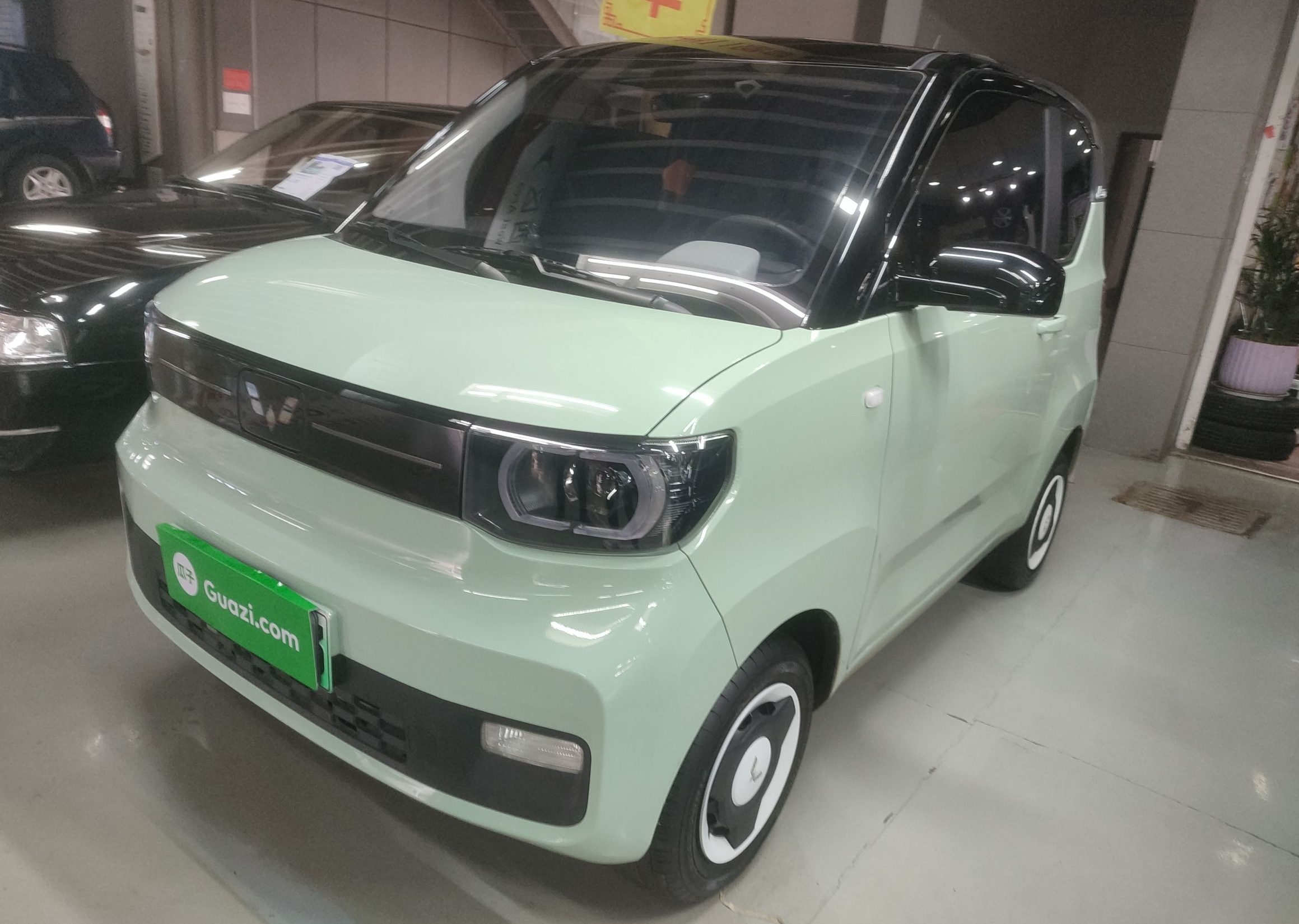 五菱汽车 宏光MINI EV 2022款 马卡龙时尚款 磷酸铁锂