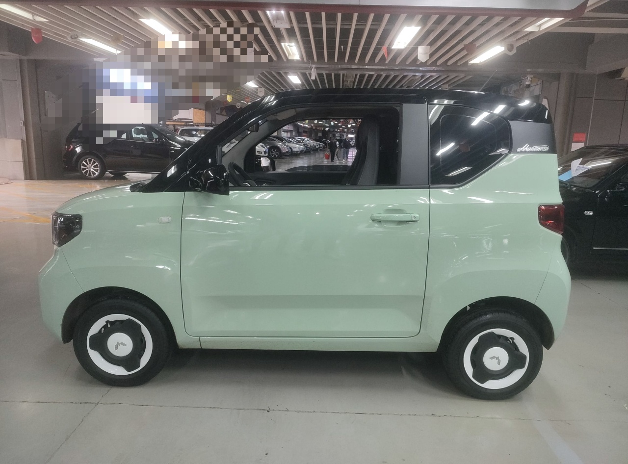 五菱汽车 宏光MINI EV 2022款 马卡龙时尚款 磷酸铁锂