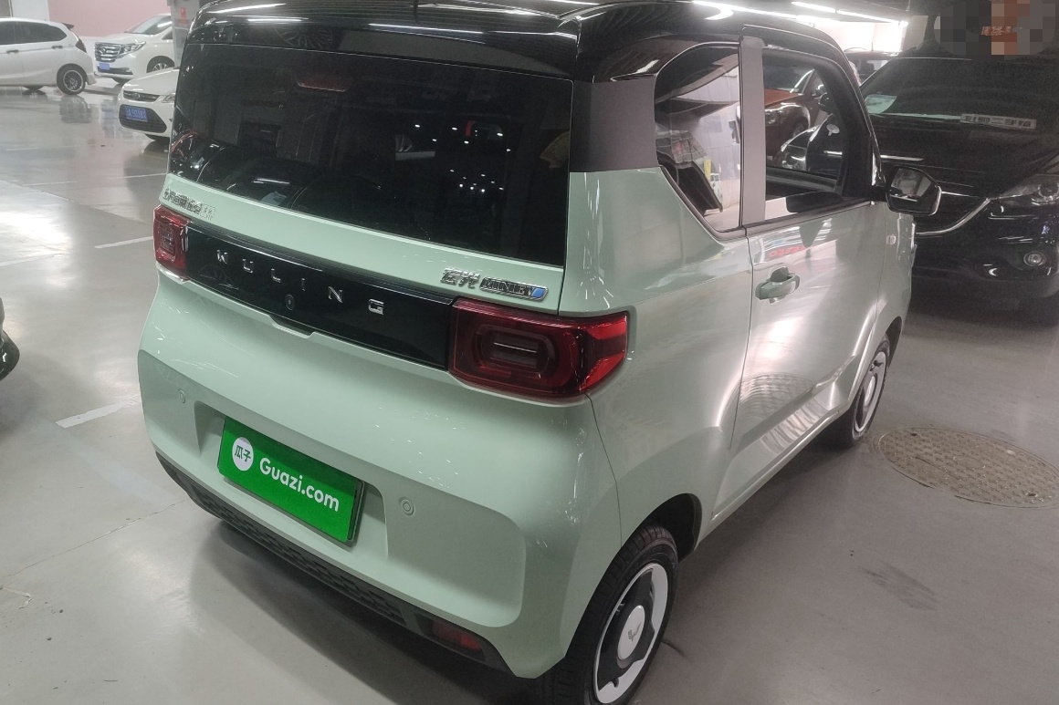 五菱汽车 宏光MINI EV 2022款 马卡龙时尚款 磷酸铁锂