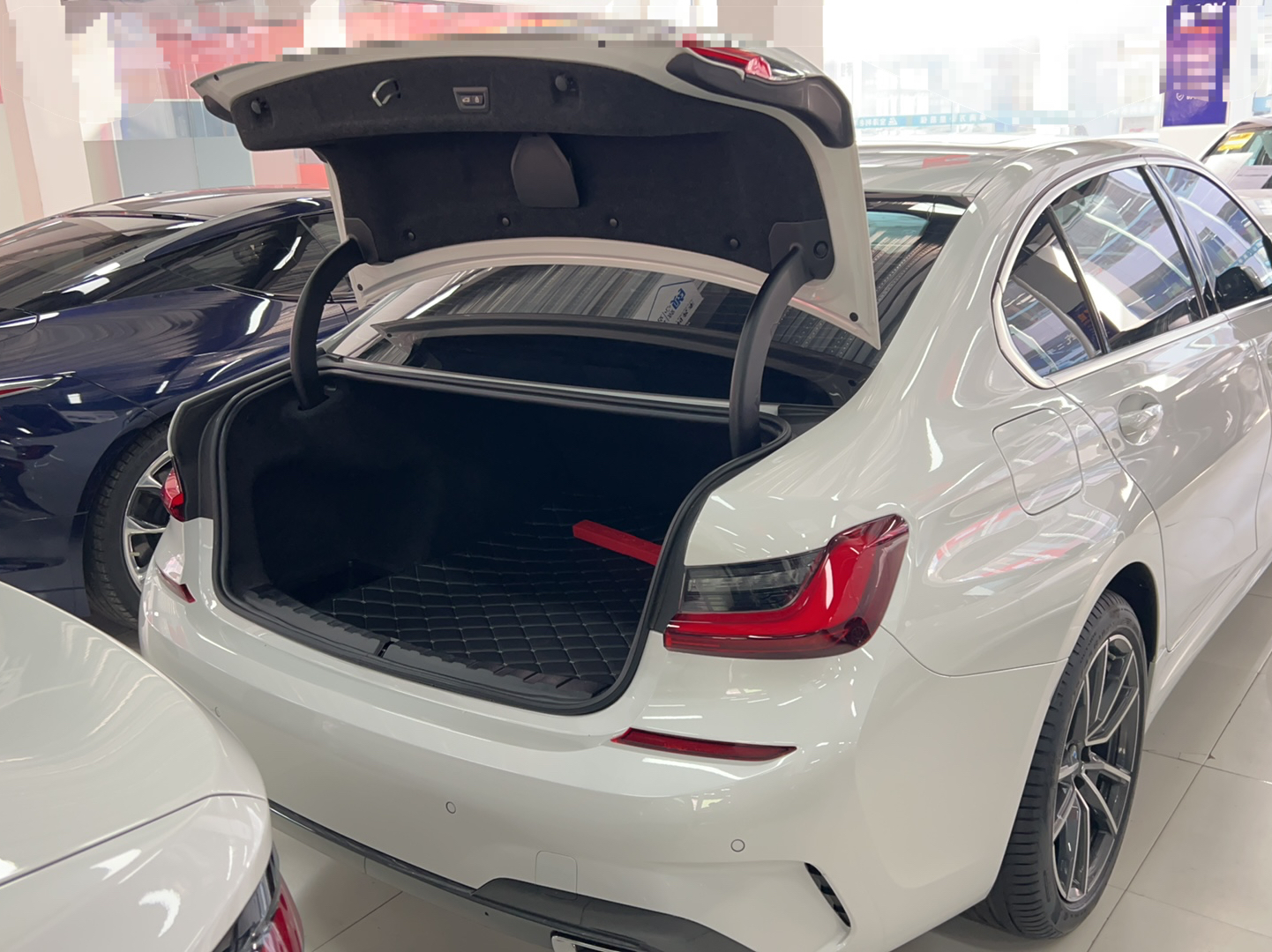 宝马3系 2022款 325Li xDrive M运动套装