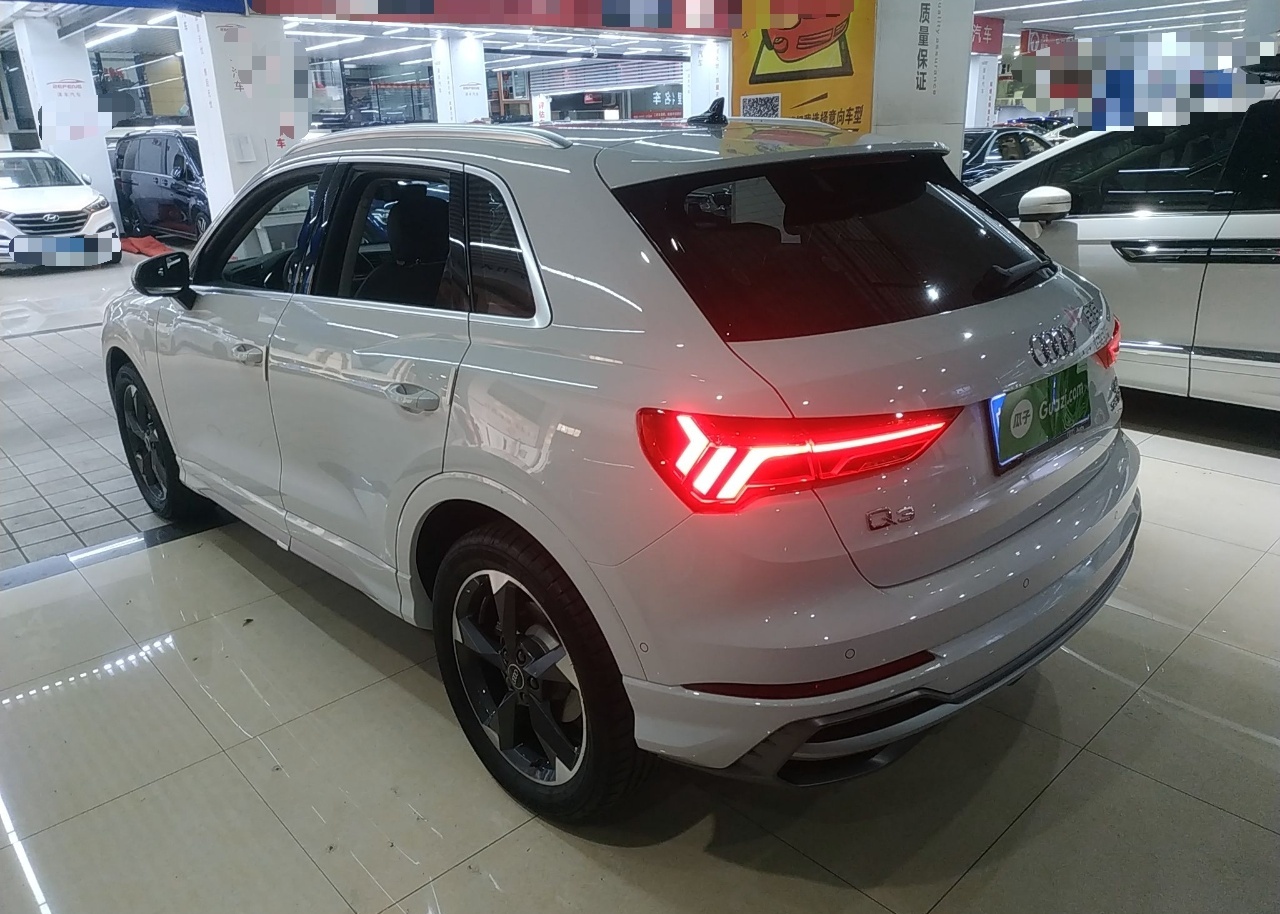 奥迪Q3 2022款 35 TFSI 时尚动感型