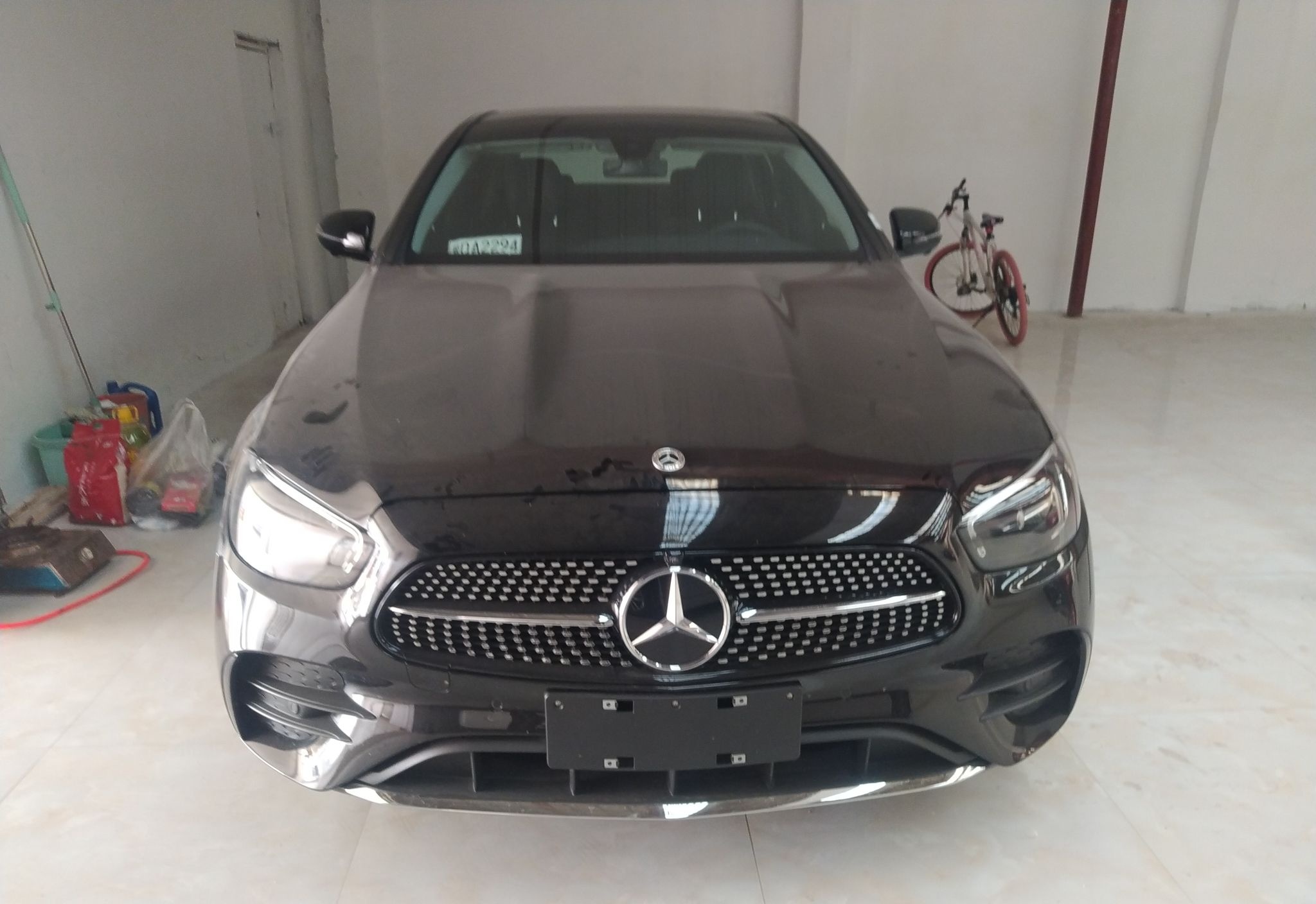 奔驰E级 2022款 改款三 E 300 L 运动豪华型